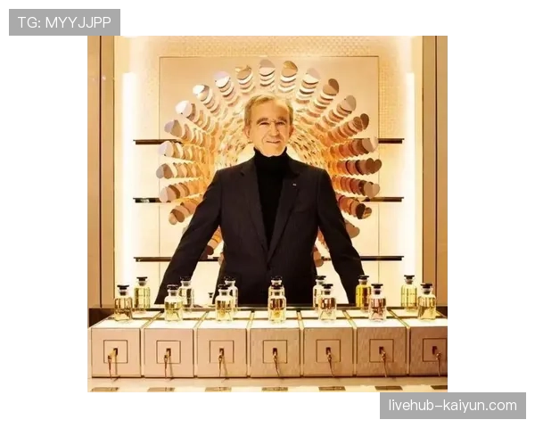 LVMH集团董事长阿尔诺联合红牛集团，拿下巴黎FC控股权